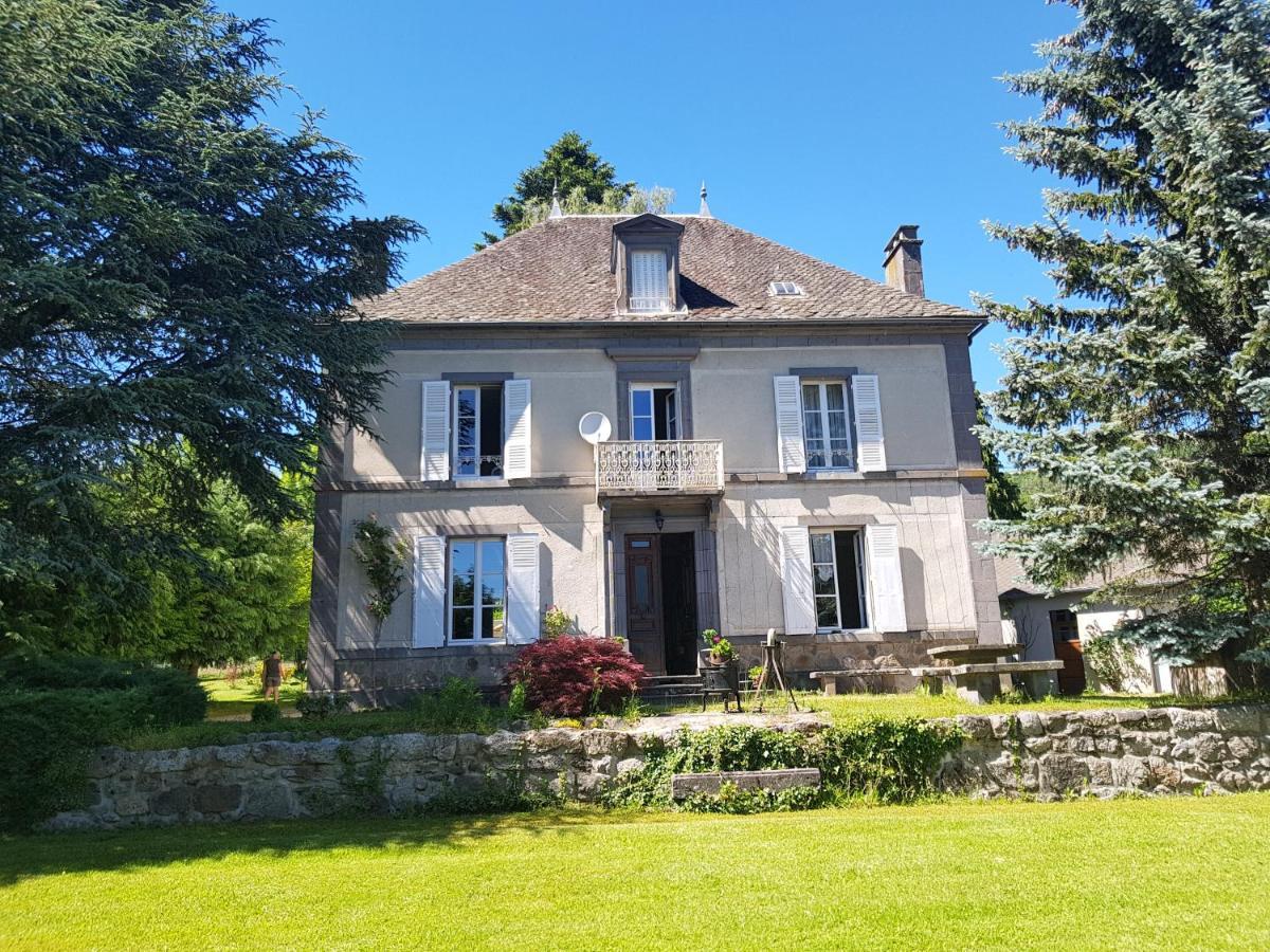 Bed and Breakfast Domaine Les Pradets La Bourboule Exterior foto